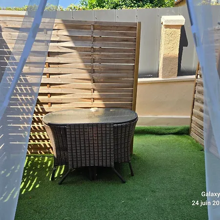 4 A Proche De 15 Mn, Monaco 20 Mn Et L'italie 30 Mn 2 Et 2 Prives Et Independants Ла-Трините