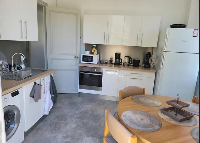 4 A Proche De 15 Mn, Monaco 20 Mn Et L'italie 30 Mn 2 Et 2 Prives Et Independants Ла-Трините